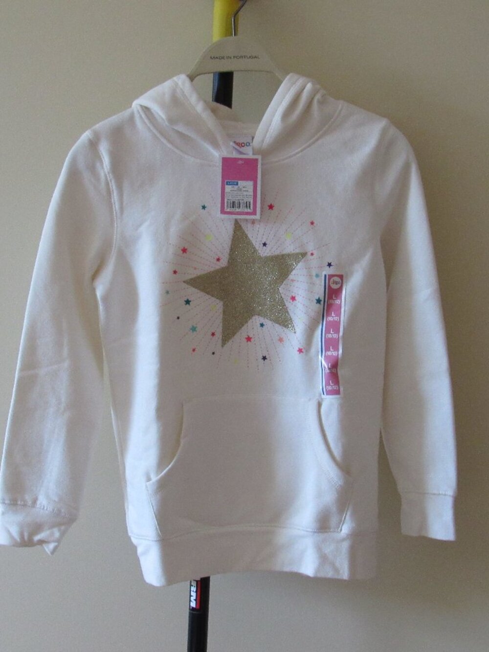Childs Pull Over with Hood, size L 10/12
